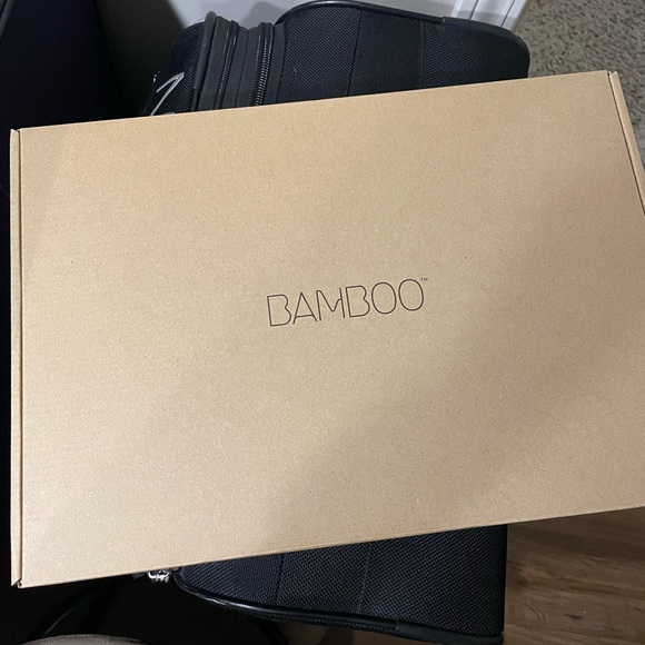 Bamboo Create Digital Drawing Tablet & Pen CTH-670 Wacom - Picture 8 of 10